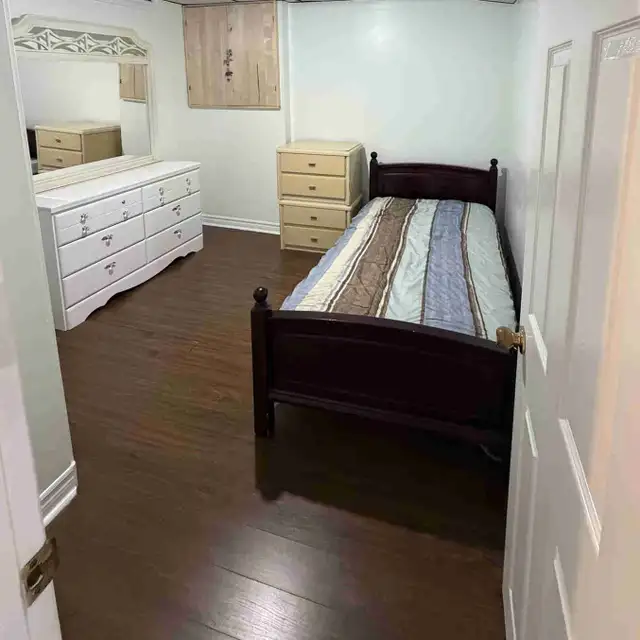 Room for Rent available NOW SCARBOROUGH
