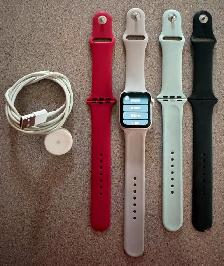 Apple Watch SE   GPS 40mm