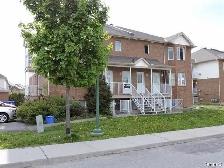 Quiet,sunny, spaciou 4 1/2 apartment in plateau with appliances - Photo 8