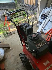 Snapper HighVac Hydrostatic Drive Bush Cutter - Photo 2