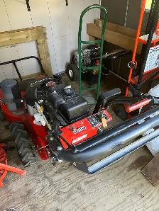 Snapper HighVac Hydrostatic Drive Bush Cutter - Photo 4