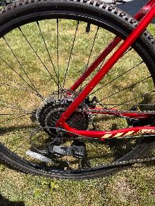 VÉLO HYBRIDE ( peu utilisé ) - Photo 2