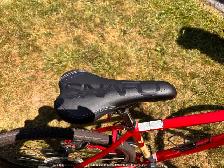 VÉLO HYBRIDE ( peu utilisé ) - Photo 3