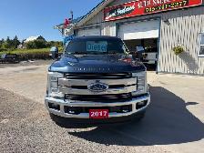 2017 Ford F350 Lariat Diesel - Photo 2