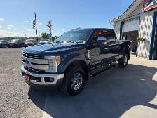 2017 Ford F350 Lariat Diesel - Photo 3