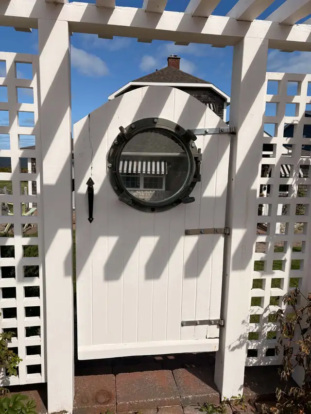 Waterfront Off Season Executive Home  Rental