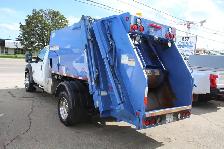2012 Ford F-550 4x4 DRW Waste/Garbage Collection Truck - Photo 2