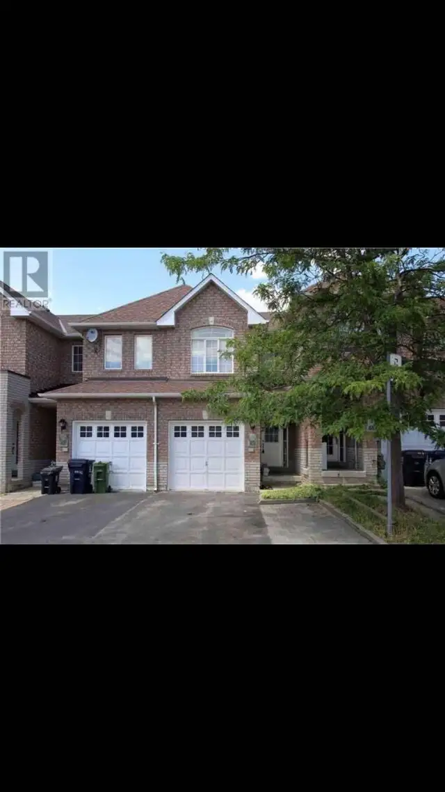 Room Available to Share in Etobicoke for Male