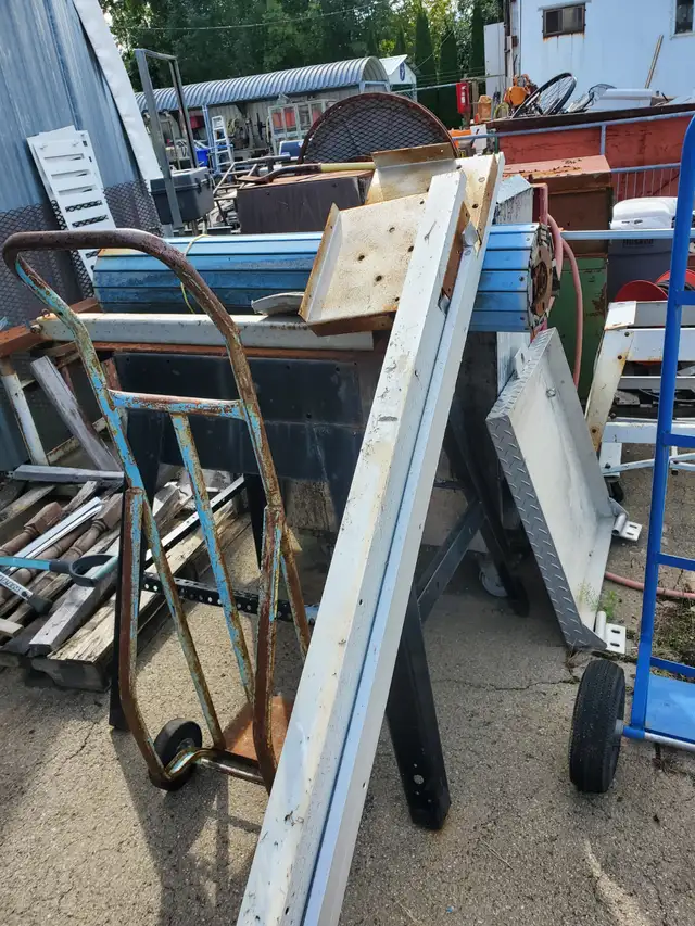 CONTAINER ETC ROOL UP DOOR HEAVY DUTY  $100.00