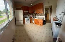Furnished Room for Rent – Bank Street & Walkley Road (K1V 6J8) - Photo 7