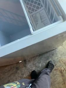 l2 5 cubic freezer chest - Photo 5
