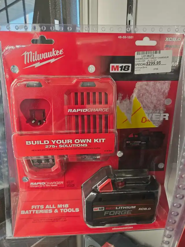 Ensemble batterie et chargeur Milwaukee M18 Forge
