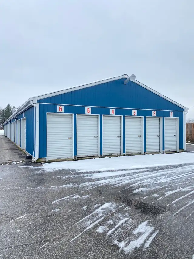 Welcome to Ultimate Storage Facility Petrolia