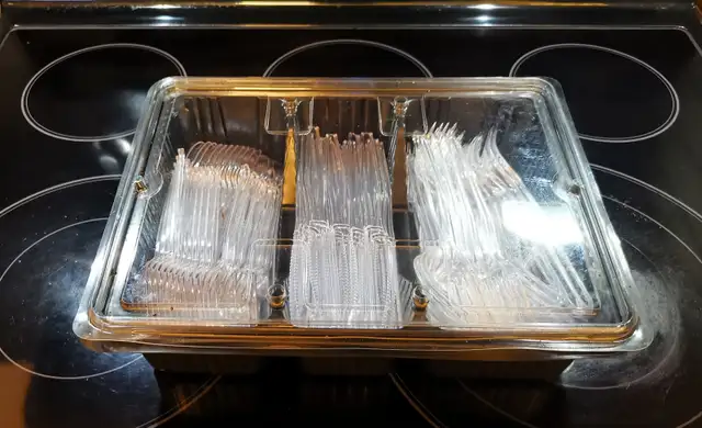 Brand New Premium Heavyweight Disposable Clear Full-Size Cutlery