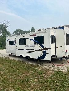 2012 Wildwood Couples Trailer - Photo 3