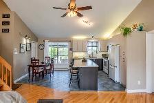 (MAISON OUV.13 SEPT. 14H -16H )1597,1599, des Pommiers, St-Émile - Photo 3