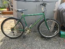 Mongoose Maneuver 21-Speed Bike