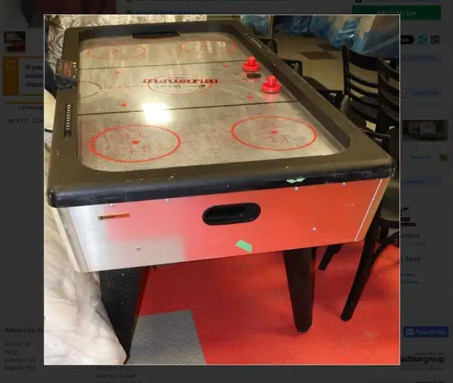 Air Hockey Table