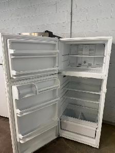 Amana refrigerator-Credit Cards accepted-Warranty - Photo 2