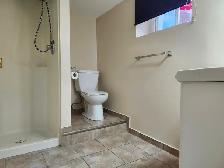 RENOVATED-Spacious 1 Bedroom Apt.–October 1st–Crtlnd/Ottawa St. - Photo 7