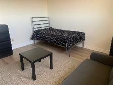 Renovated Room for Rent in House - Photo 4