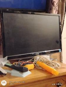 Small Toshiba Tv / Monitor