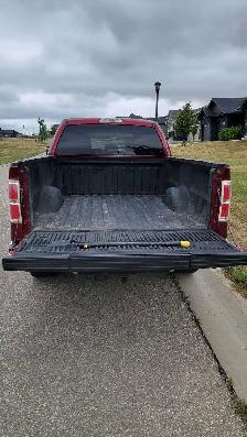 Saftied 2013 Ford F150 xlt 4x4 - Photo 4
