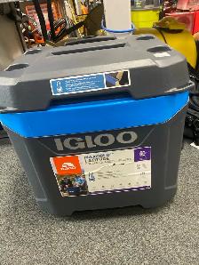 Igloo Maxcold 62CT Cooler @ Cashopolis!!