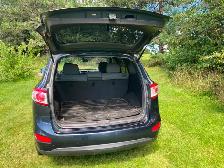 2012 Hyundai Santa Fe - $2,000 - Photo 5
