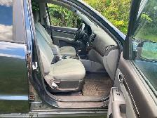 2012 Hyundai Santa Fe - $2,000 - Photo 7
