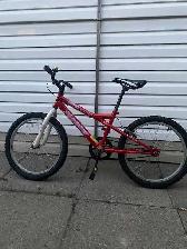 Red Miele Kids Mountain Bike - Photo 4