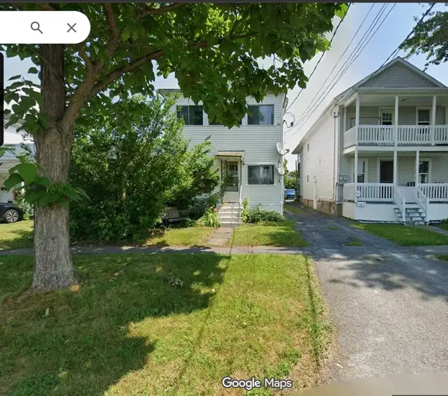 3-BEDROOM APARTMENT- $1500   UTILITIES - AVAILABLE OCT 1ST