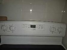 Fridge stove and freezer - Photo 6