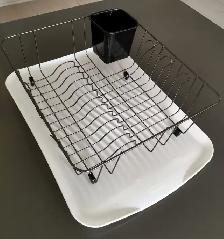 Rust Resistant Dishrack with Flatware Caddy, Angled Drain Board