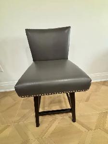 Single high quality swivel leather bar stool