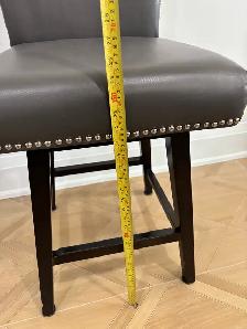 Single high quality swivel leather bar stool - Photo 6