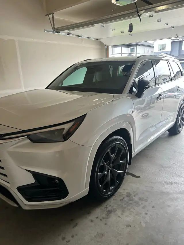 Lexus Tx500h hybrid