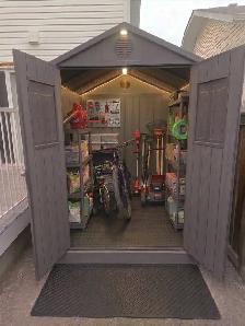 Keter Darwin Utility Shed – 6 x 8 - Photo 10