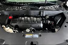 2017 Chevrolet Traverse AWD LS/Back up Cam/Bluetooth/Heated Seat - Photo 12
