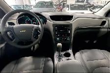 2017 Chevrolet Traverse AWD LS/Back up Cam/Bluetooth/Heated Seat - Photo 18