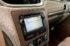 2017 Chevrolet Traverse AWD LS/Back up Cam/Bluetooth/Heated Seat - Photo 24