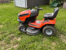 Riding mower tractor - Photo 2