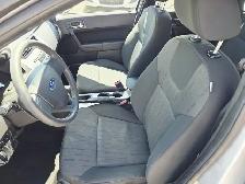 2009 Ford Focus SE Automatic Low KM Well Kept - Photo 7