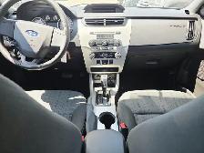 2009 Ford Focus SE Automatic Low KM Well Kept - Photo 13