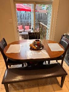 5 seater dining table - Photo 2