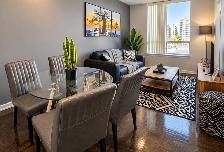 Modern 1BR Den Suite in Markham | Fully Furnished | Weekly Stay - Photo 3