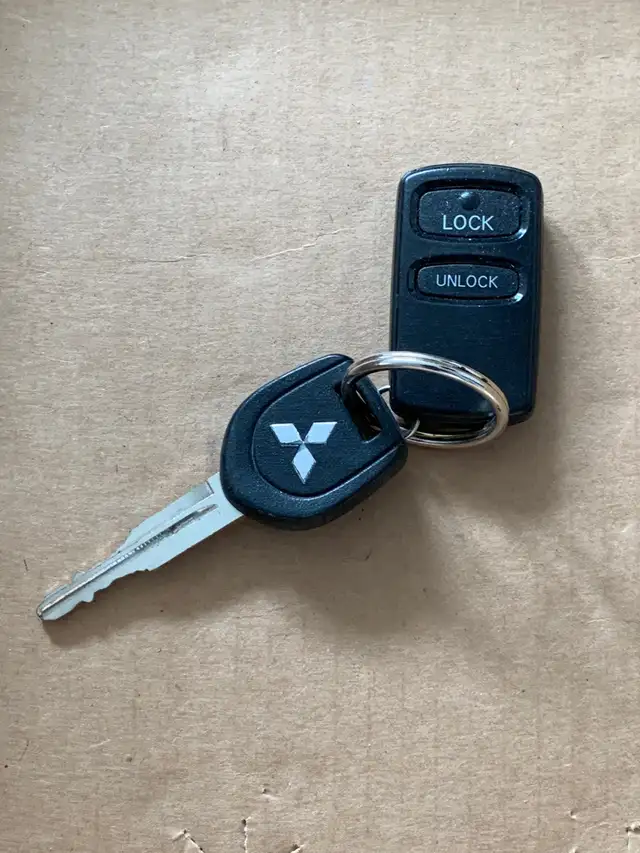 MITSUBISHI 2 buttons keyless remote key FOB transmitter OUCG8D-5