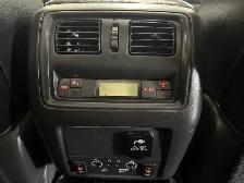 2017 Nissan Pathfinder Platinum / AWD / Local / 1 Owner - Photo 12