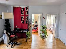Room for woman in shared luxurious loft in NDG, Montreal $850 - Photo 2
