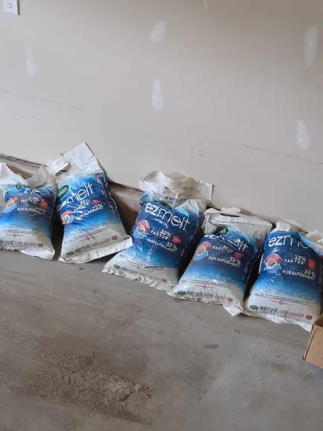 Ezmelt Ice Melter 20kg
